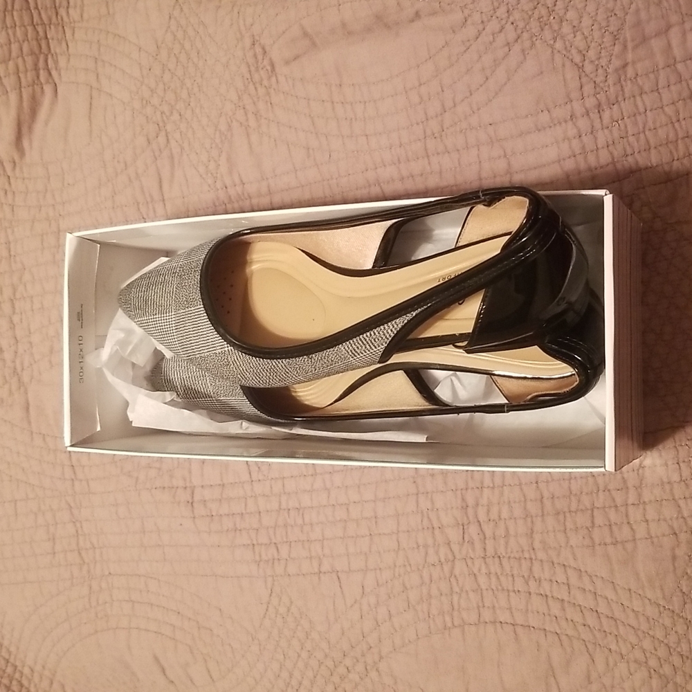 Abella Rylan Flats